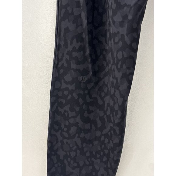 Lululemon Gray and Black Cheetah Print On The Fly Womens Pants size 4 Athleisure - Picture 4 of 6